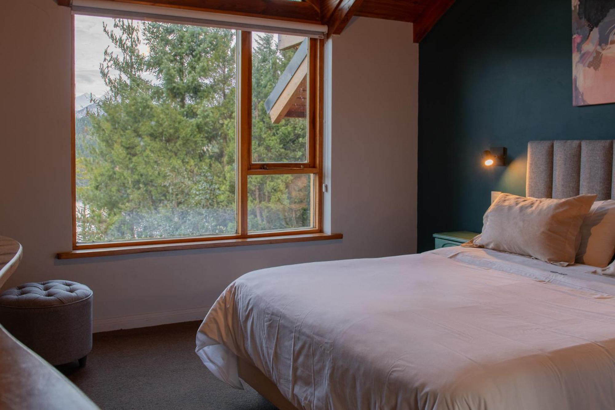 Peninsula Petit Hotel San Carlos de Bariloche Exterior photo